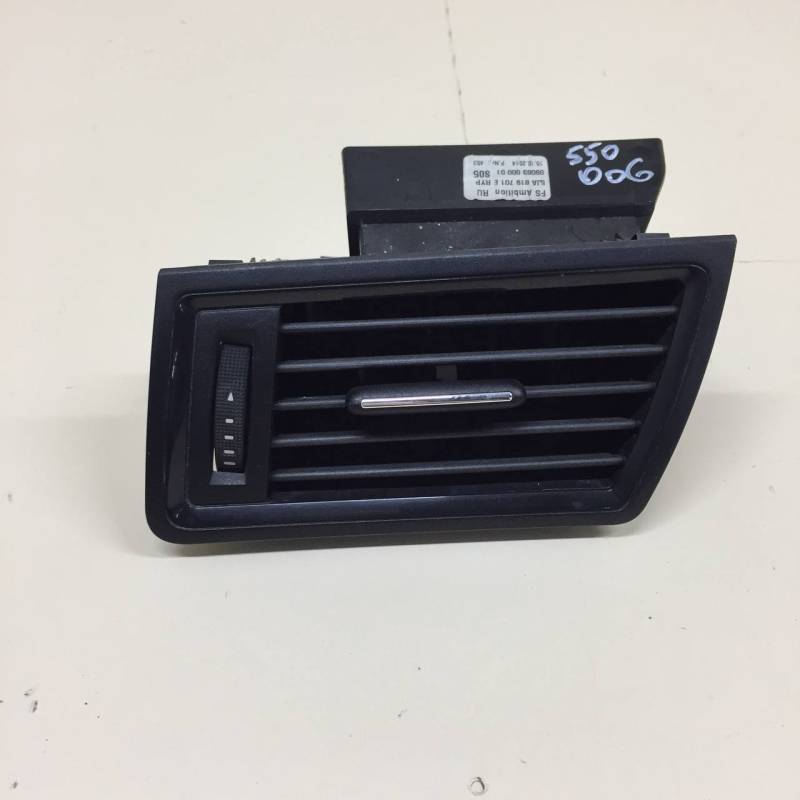 Дефлектор воздушный Skoda Rapid 2012-2020 Дефлектор воздушный Skoda Rapid 2012-2020
