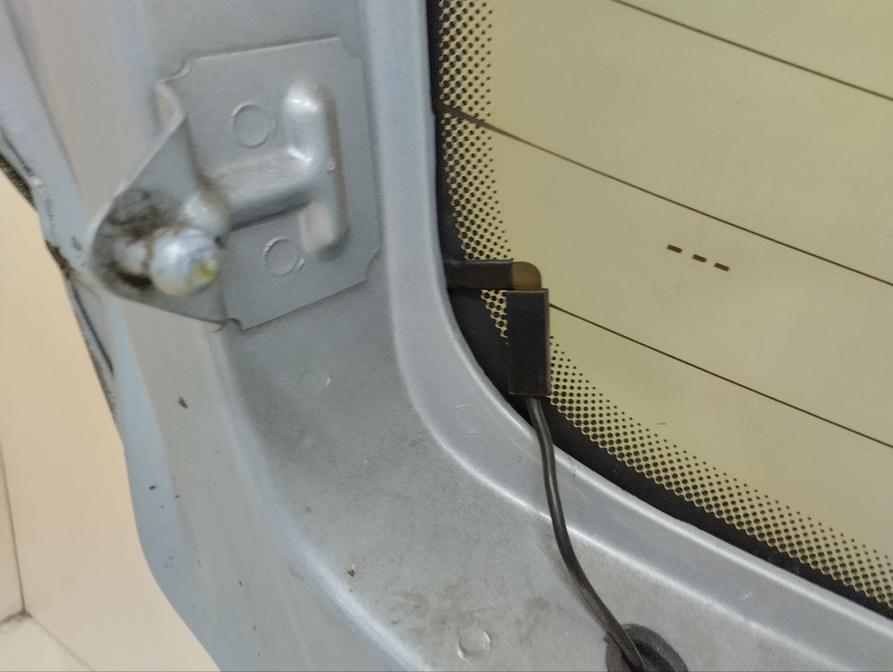 Дверь багажника со стеклом Peugeot 206 1998-2012