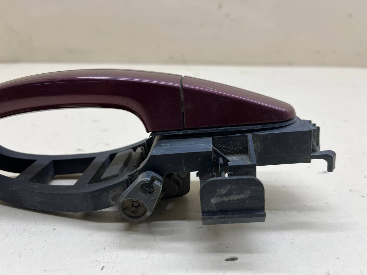 Ручка двери наружная правая Ford C-MAX 2003-2010