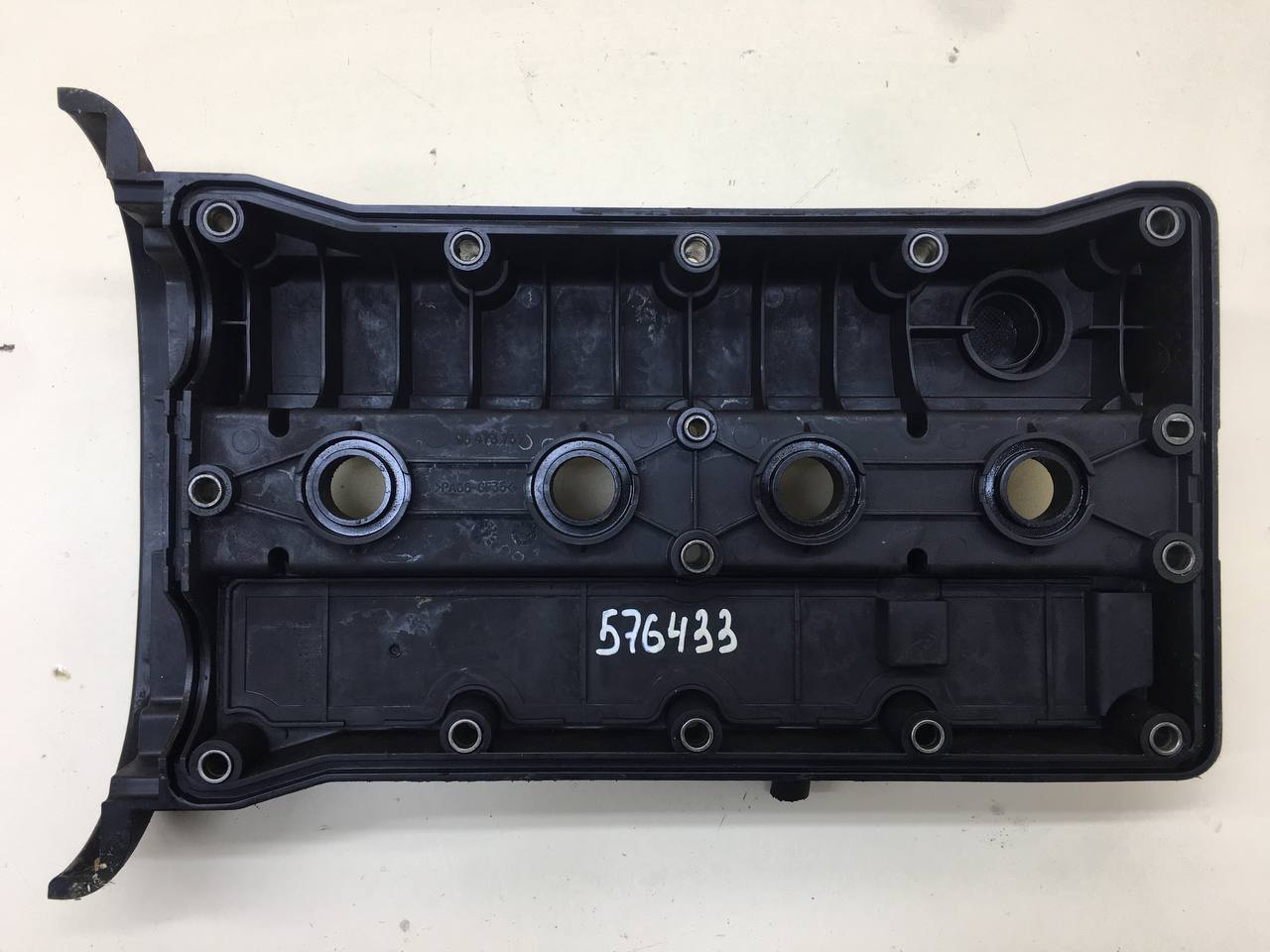 Крышка головки блока (клапанная) Chevrolet Cruze (J300) 2009-2016 Крышка головки блока (клапанная) Chevrolet Cruze (J300) 2009-2016