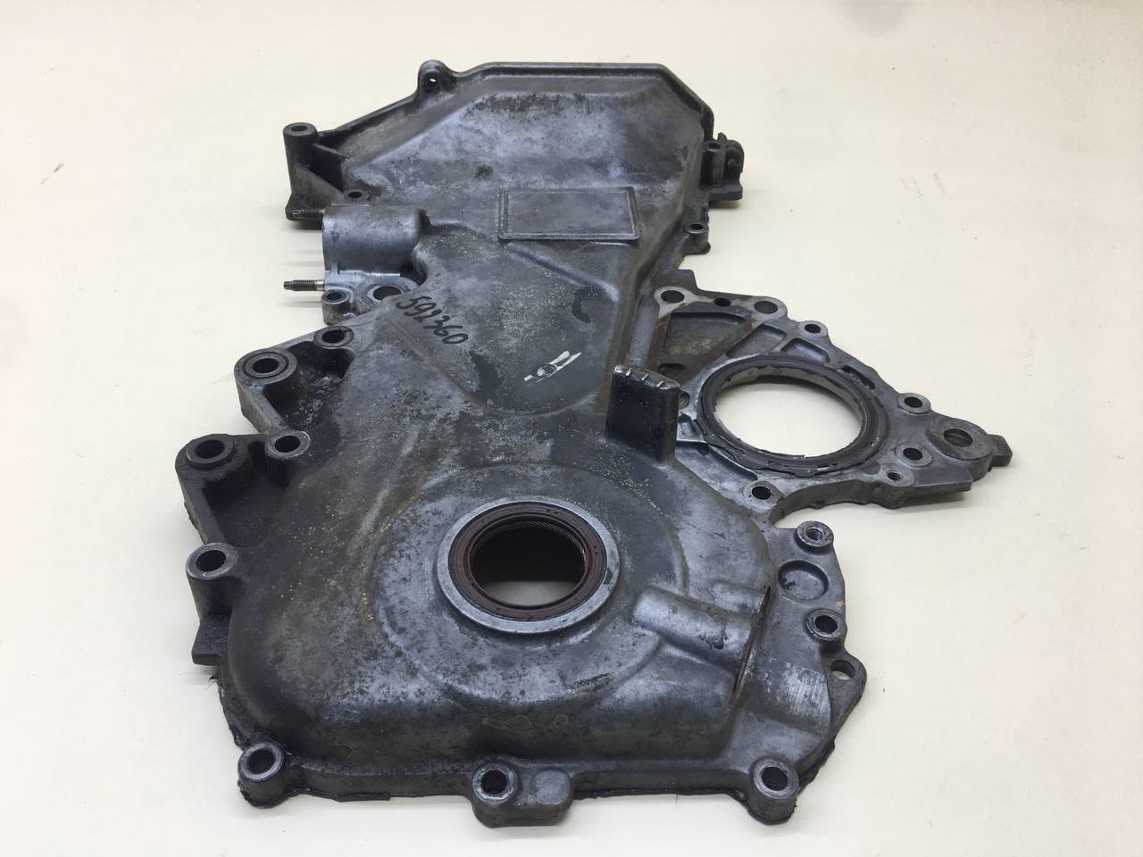 Крышка двигателя передняя Toyota Corolla E120 2001-2007 Крышка двигателя передняя Toyota Corolla E120 2001-2007