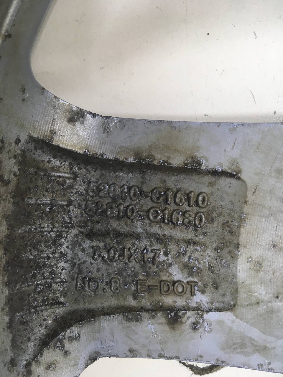 Диски к-кт R17 Литые