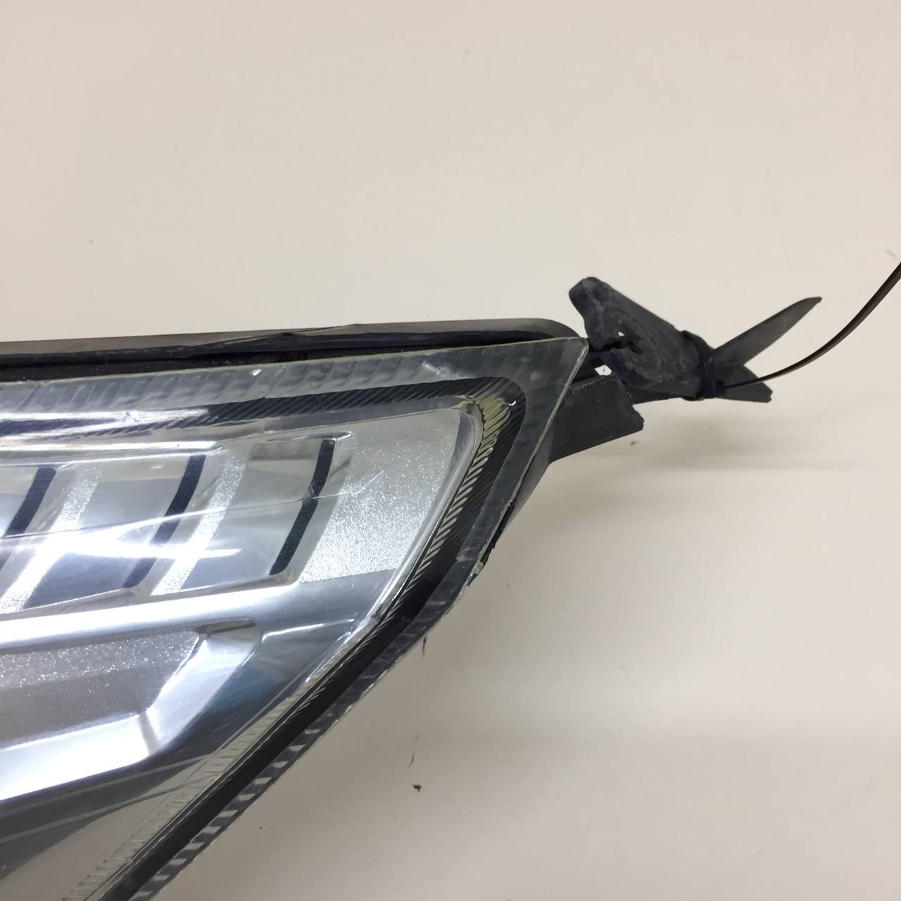 Фара левая Chevrolet Cobalt (T250) 2011-2015 Фара левая Chevrolet Cobalt (T250) 2011-2015