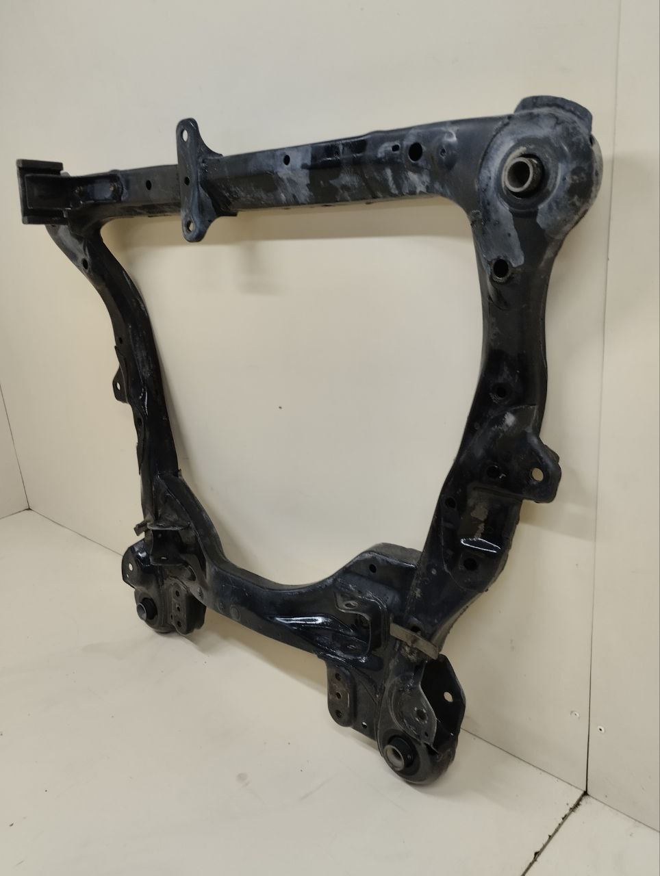 Балка подмоторная Toyota Camry (V50) 2011-2017 Балка подмоторная Toyota Camry (V50) 2011-2017