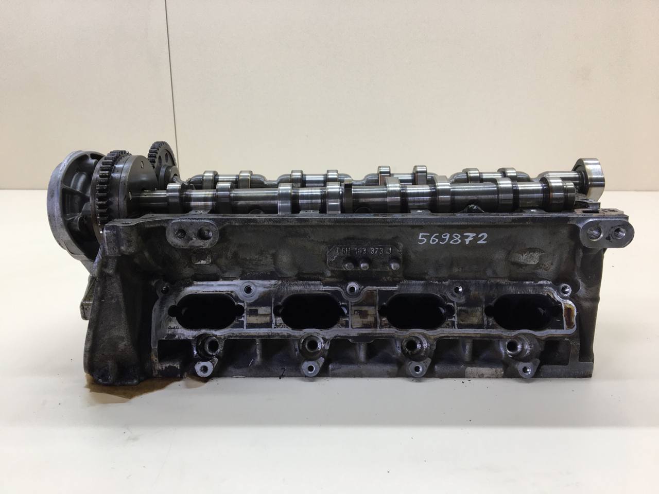 Головка блока цилиндров Volkswagen Passat B7 2011-2015 Головка блока цилиндров Volkswagen Passat B7 2011-2015