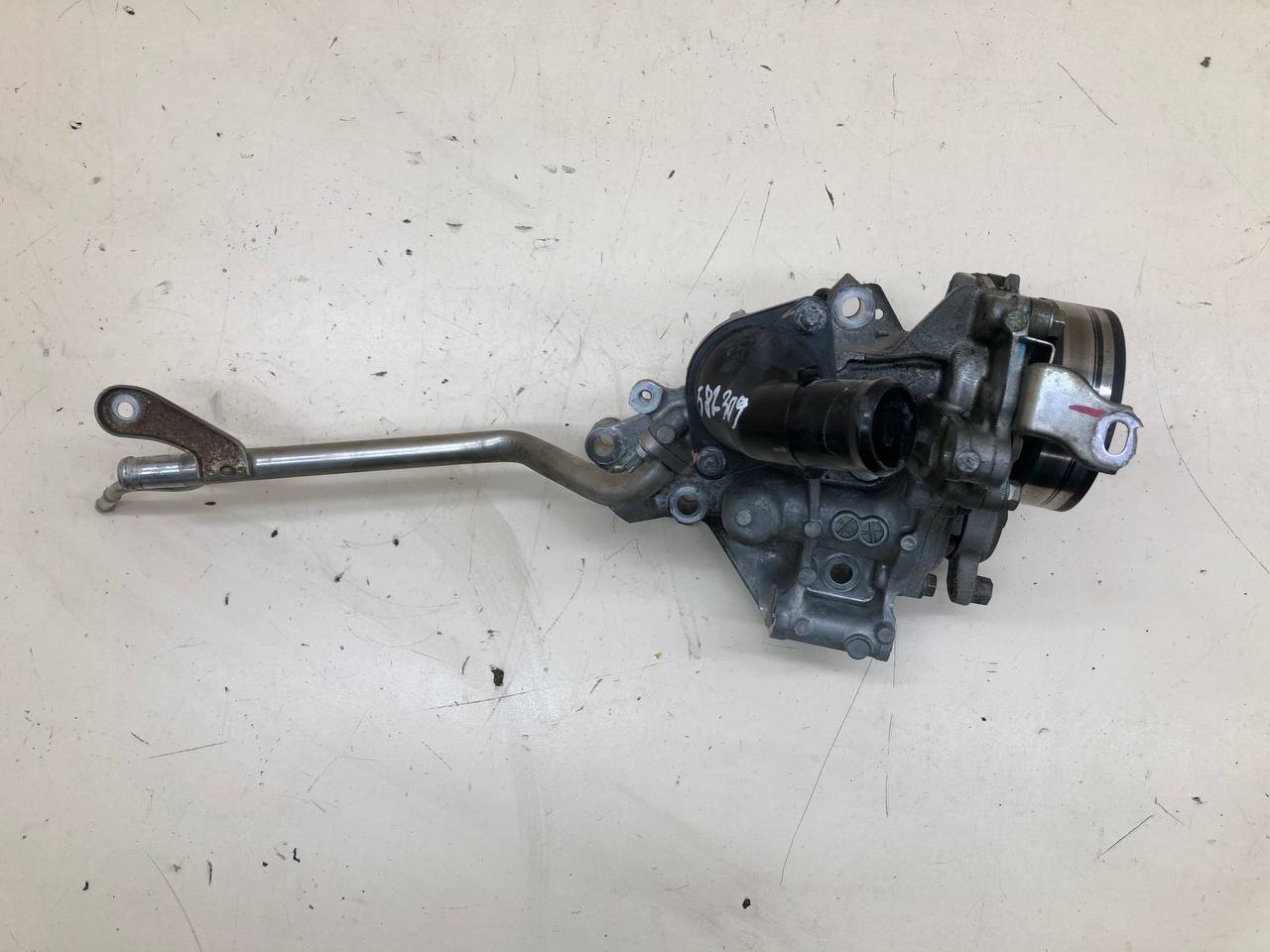 Корпус насоса водяного (помпы) Toyota Camry (V50) 2011-2017 Корпус насоса водяного (помпы) Toyota Camry (V50) 2011-2017