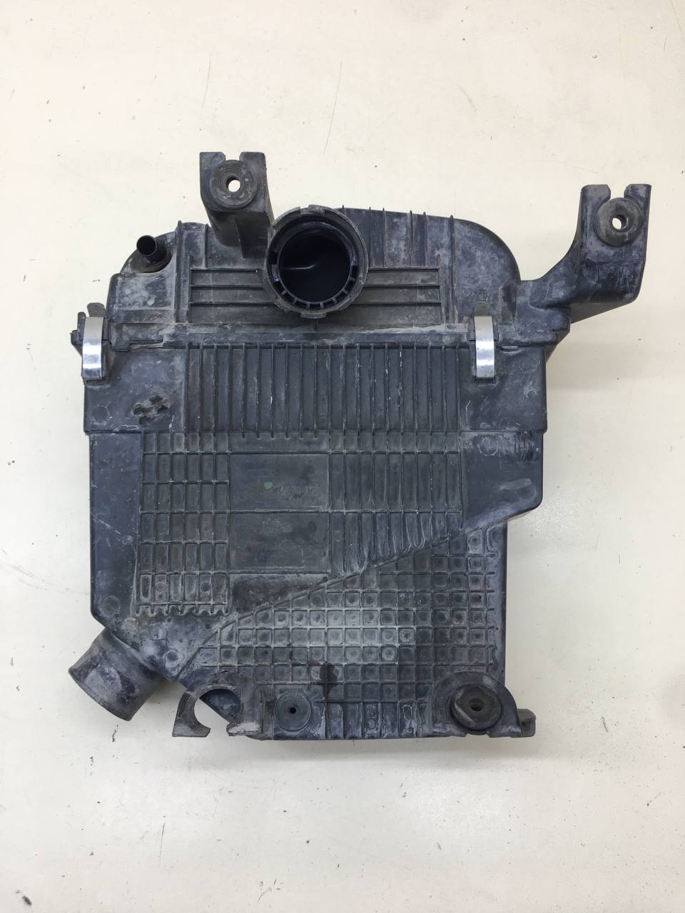 Корпус воздушного фильтра Renault Logan (2) 2014>