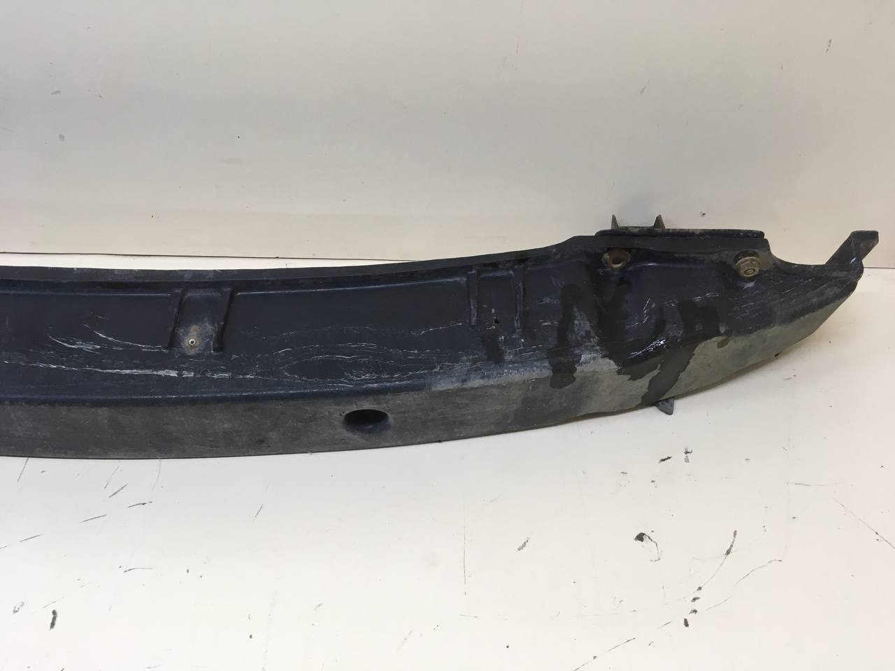 Усилитель переднего бампера Kia Spectra (SD) 2004-2011