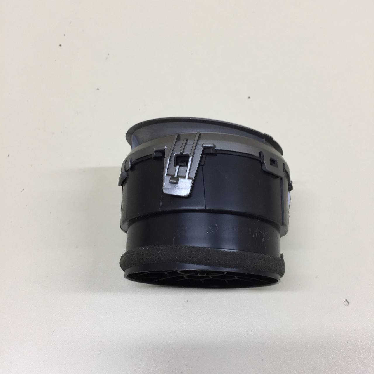 Дефлектор воздушный Toyota Rav 4 (XA40) 2013-2019 Дефлектор воздушный Toyota Rav 4 (XA40) 2013-2019
