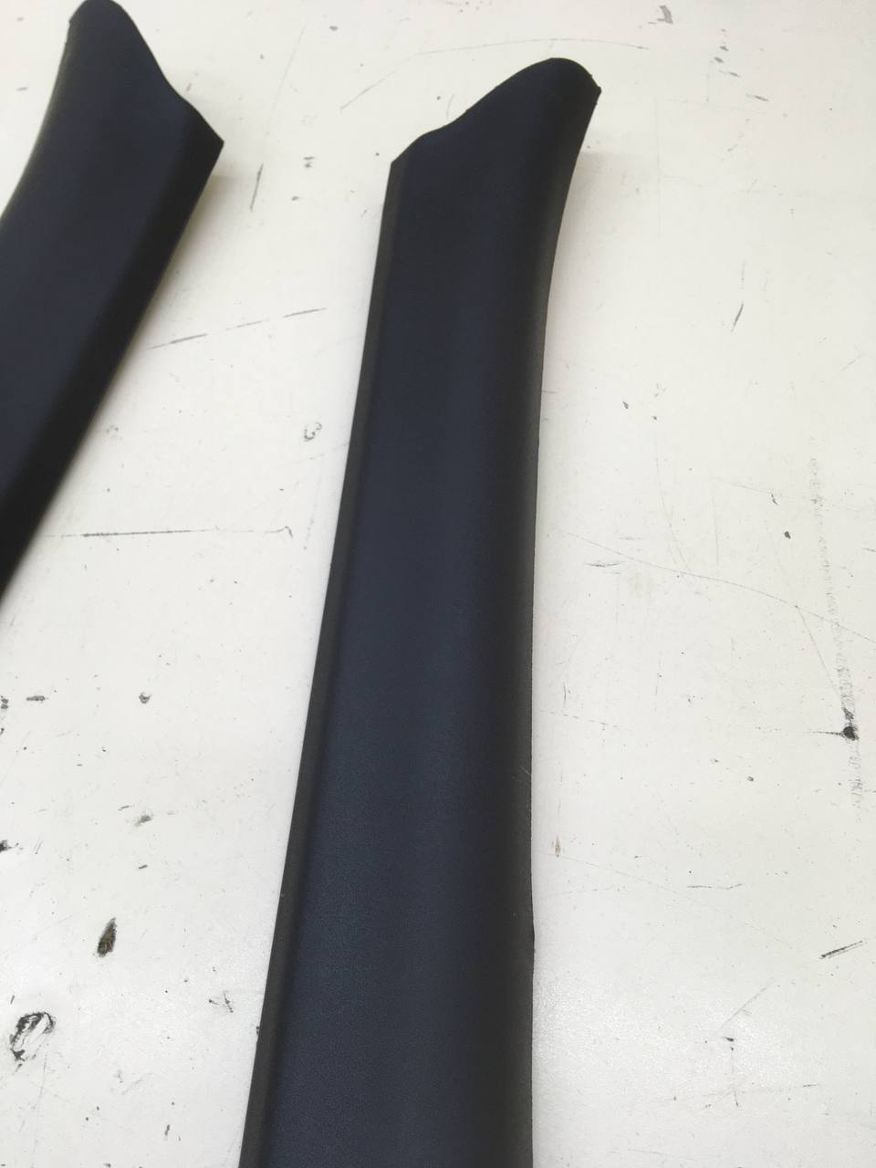 Обшивка стойки Chevrolet Niva 2009-2020