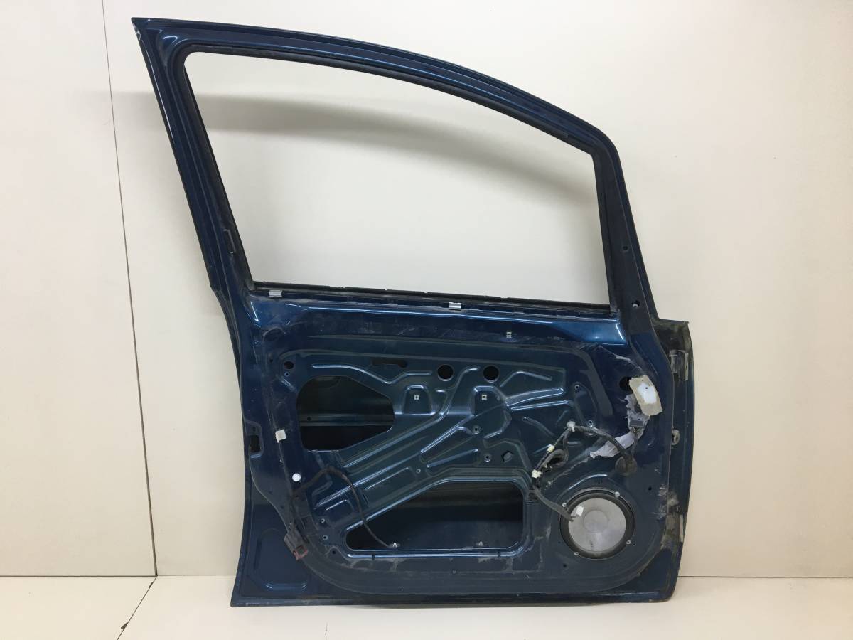 Дверь передняя левая Opel Zafira (B) 2005-2012
