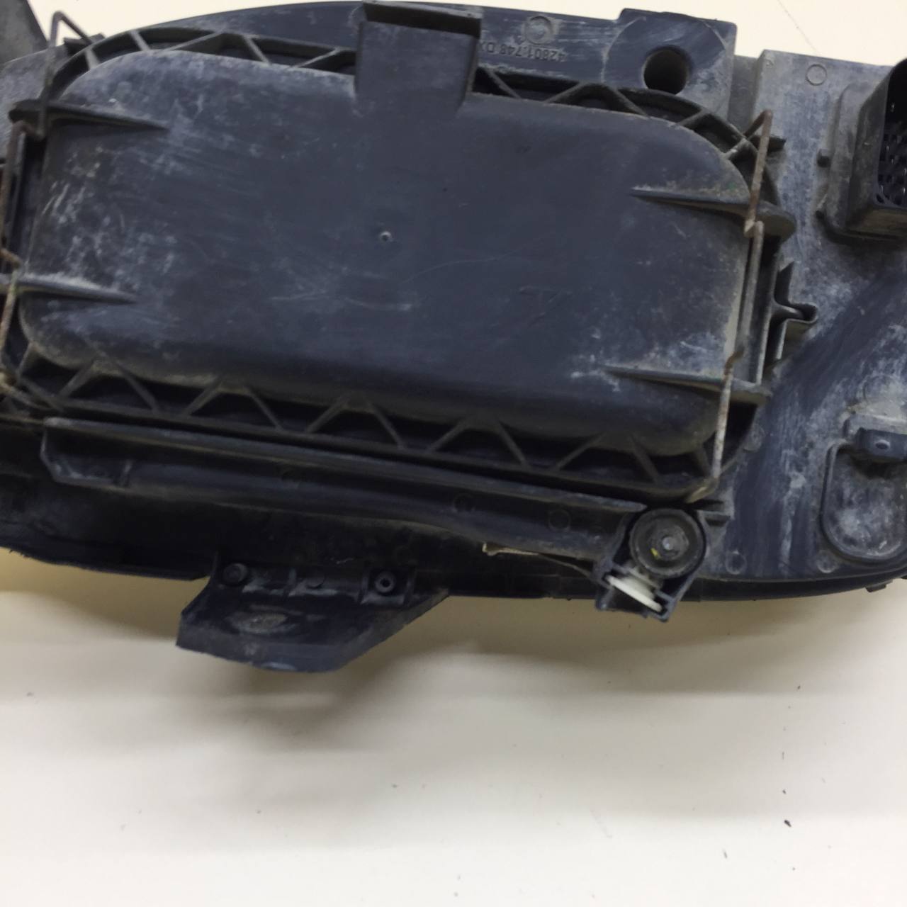 Фара правая Fiat Albea 2002-2012