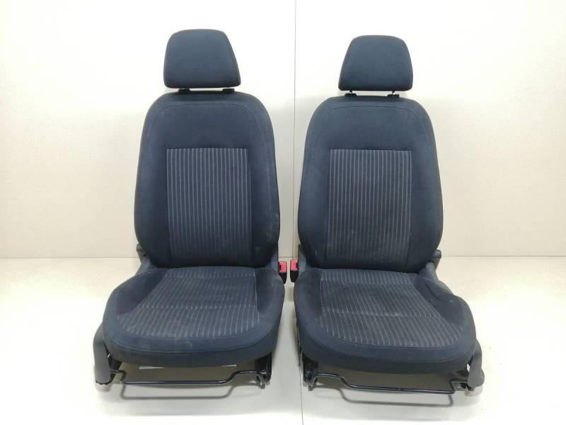 Сиденье (комплект) Volkswagen Polo (MK5) 2011-2020 Сиденье (комплект) Volkswagen Polo (MK5) 2011-2020