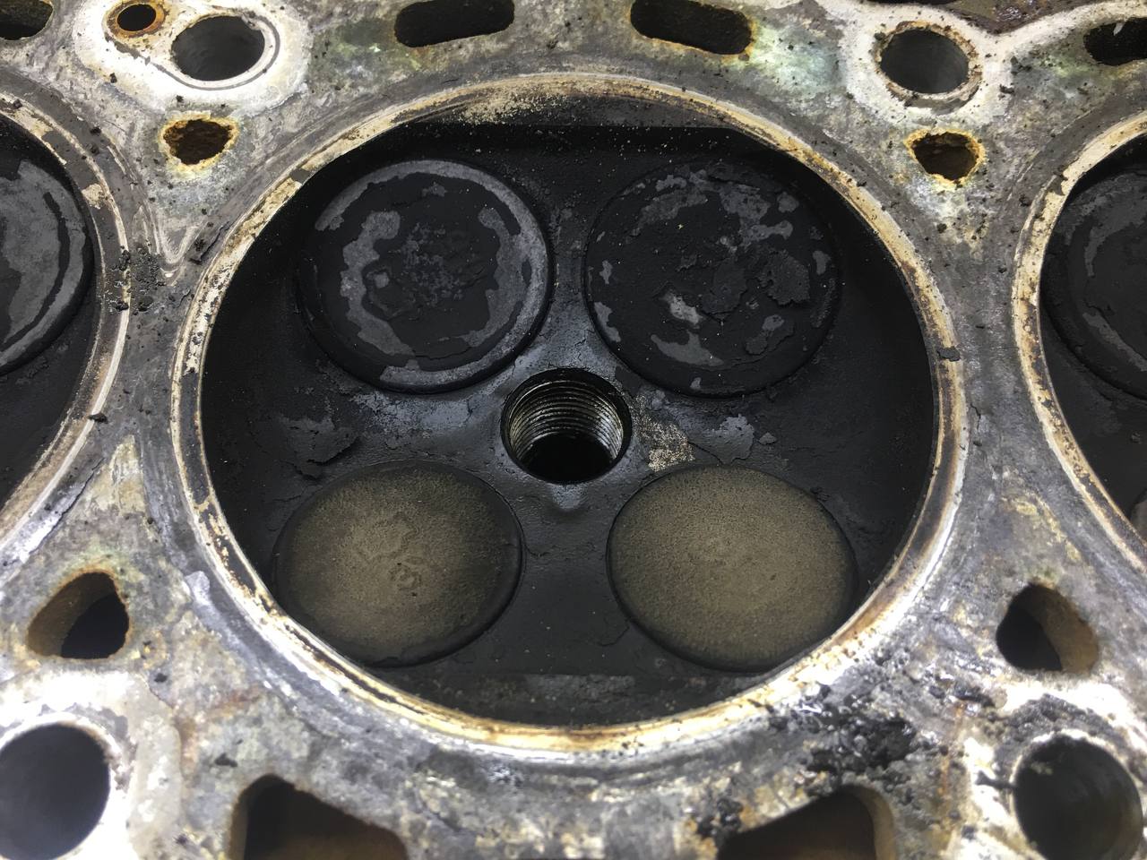 Головка блока цилиндров Nissan Almera (N16) 2000-2006