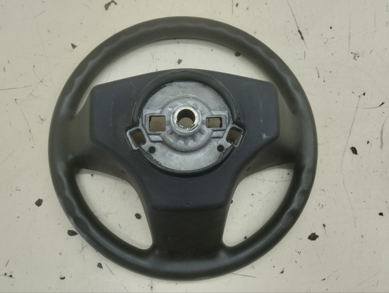 Подушка безопасности в рулевое колесо Chevrolet Niva 2009-2020 Подушка безопасности в рулевое колесо Chevrolet Niva 2009-2020