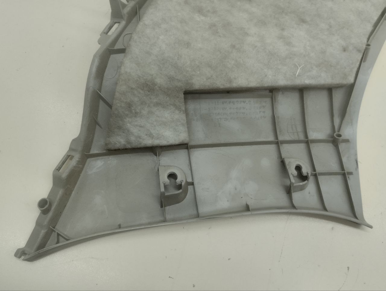 Обшивка стойки Toyota Auris (E150) 2006-2012