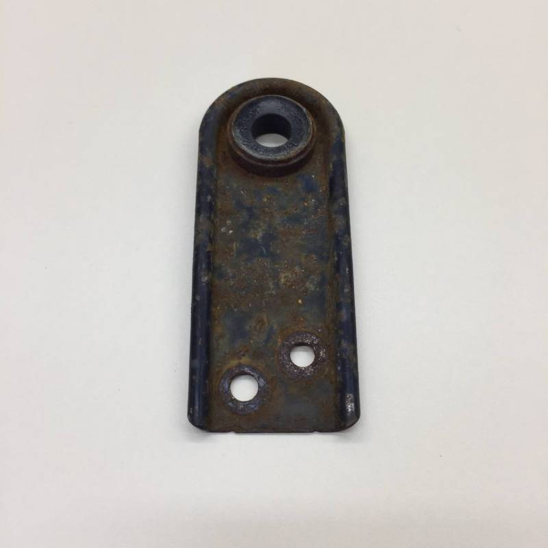 Кронштейн радиатора Mitsubishi Pajero/Montero 3 (V6, V7) 2000-2006 Кронштейн радиатора Mitsubishi Pajero/Montero 3 (V6, V7) 2000-2006