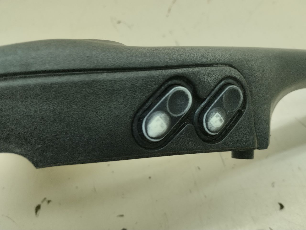 Ручка двери передней внутренняя левая Chevrolet Niva 2002-2009