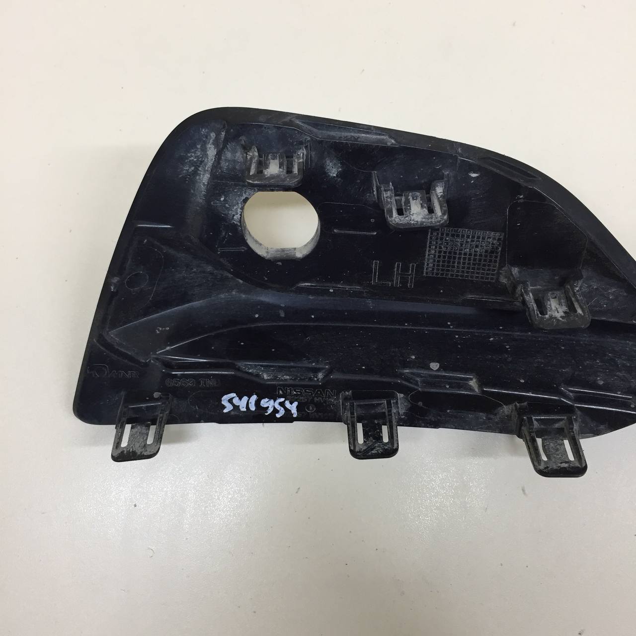 Заглушка бампера Nissan Qashqai (J11) 2014>