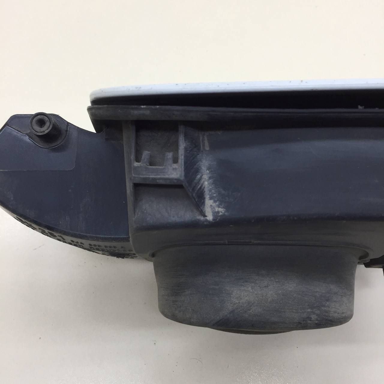 Лючок бензобака Skoda Rapid 2012-2020