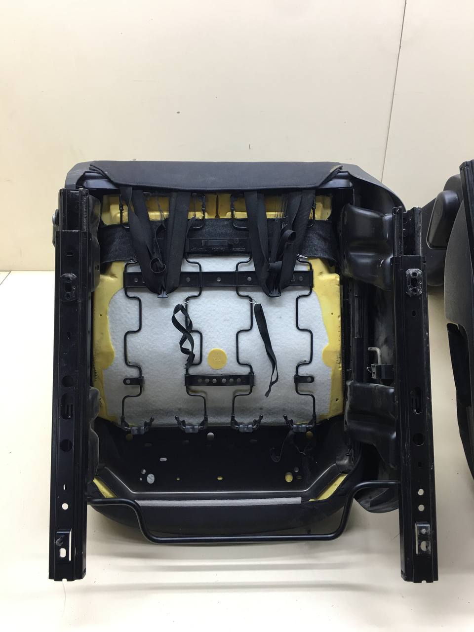 Сиденье (комплект) Volkswagen Polo (MK5) 2011-2020 Сиденье (комплект) Volkswagen Polo (MK5) 2011-2020