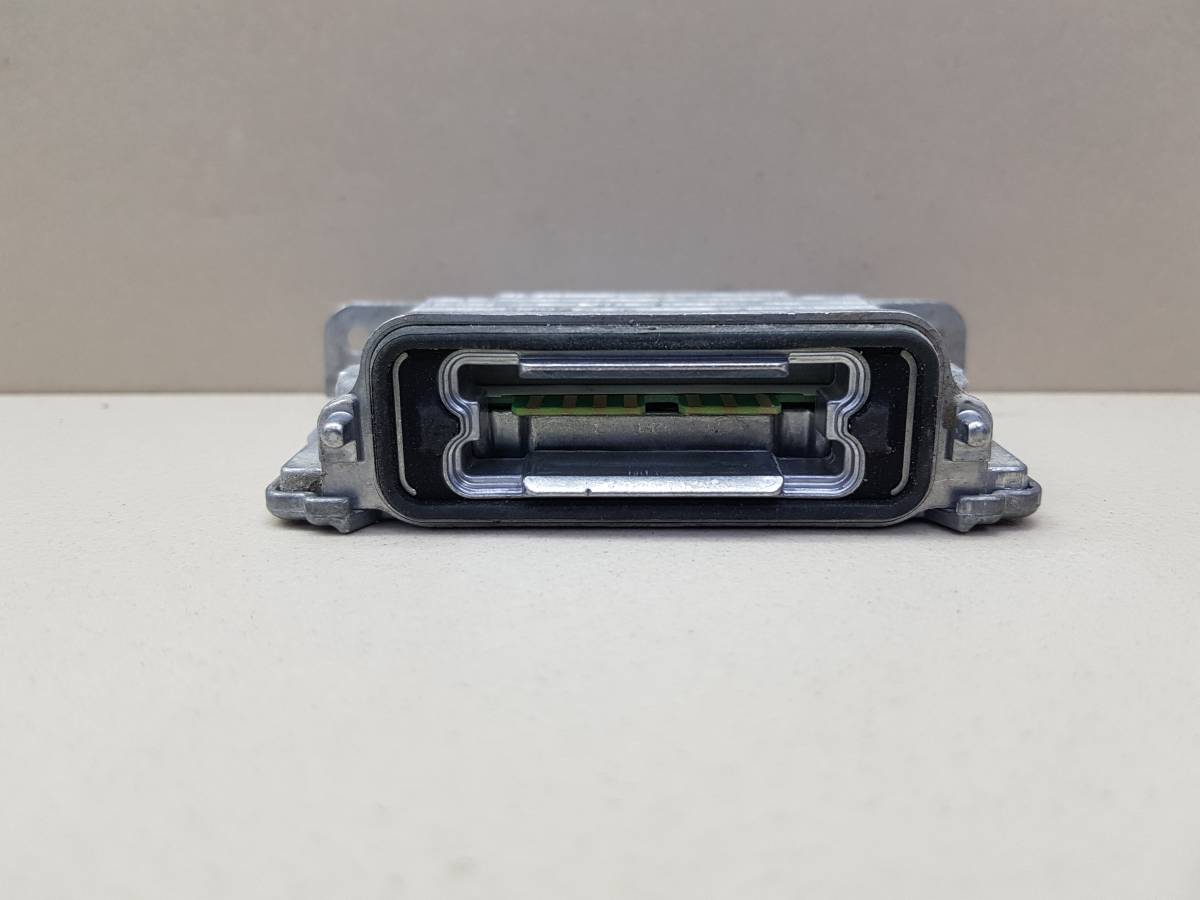 Блок ксеноновой лампы Jeep Grand Cherokee (WK2) 2010> Блок ксеноновой лампы Jeep Grand Cherokee (WK2) 2010>