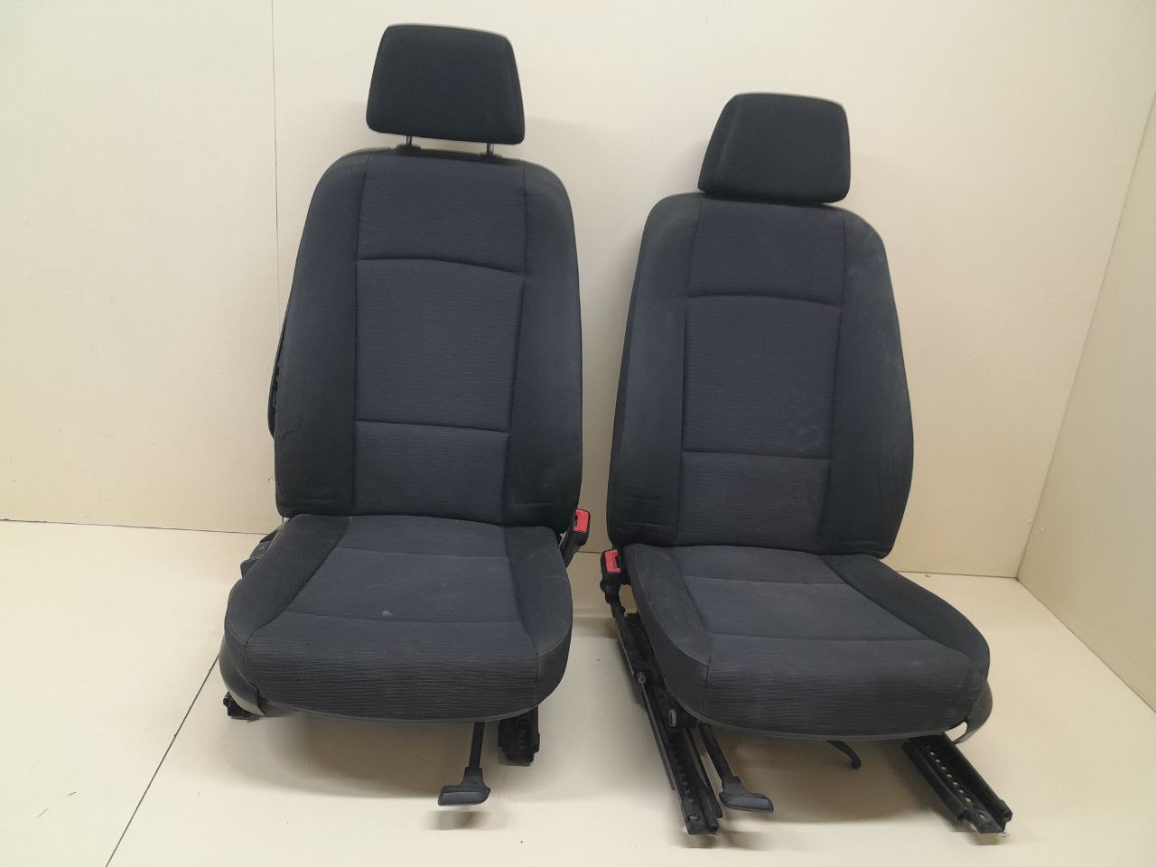 Сиденье (комплект) BMW 1-series E87/E81 2004-2011 Сиденье (комплект) BMW 1-series E87/E81 2004-2011