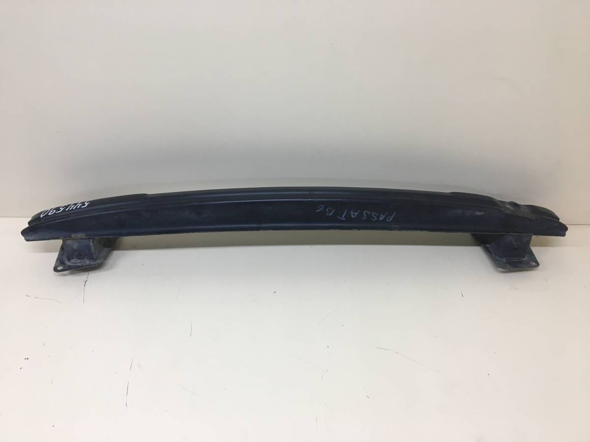 Усилитель заднего бампера Volkswagen Passat B6 2005-2010