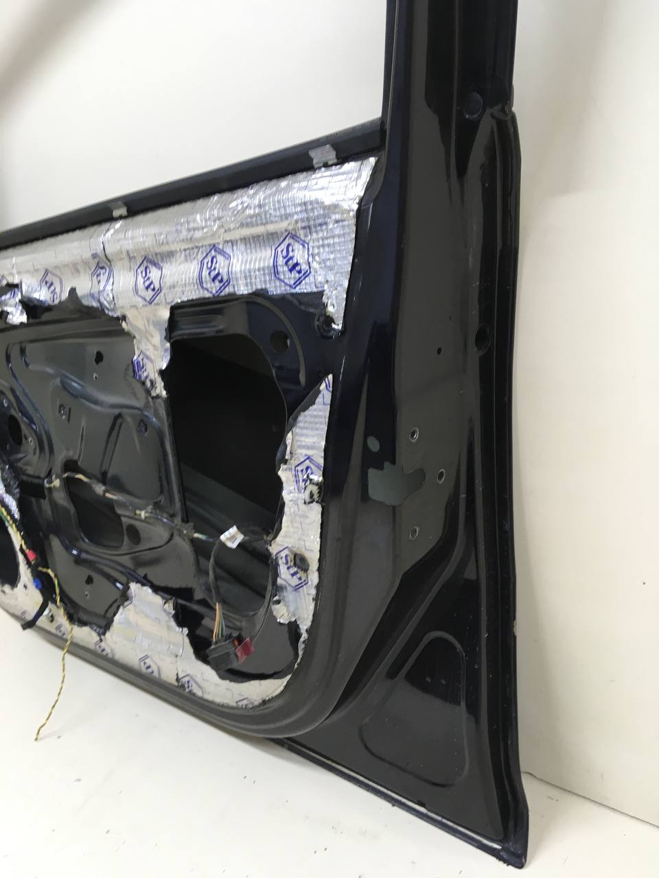 Дверь передняя правая Opel Corsa (D) 2006-2015 Дверь передняя правая Opel Corsa (D) 2006-2015