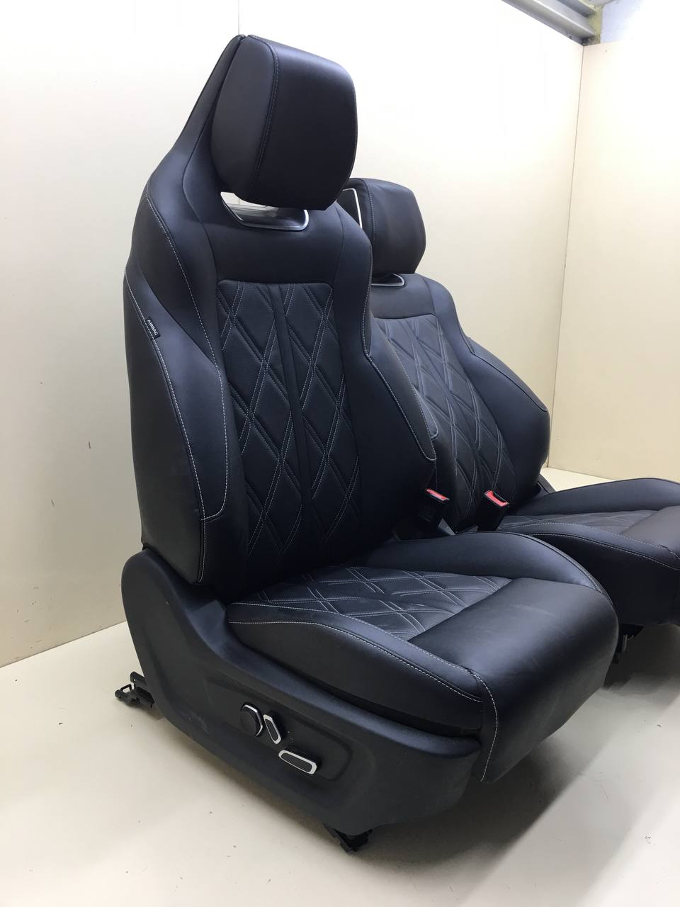 Сиденье (комплект) Changan UNI-K 2020>