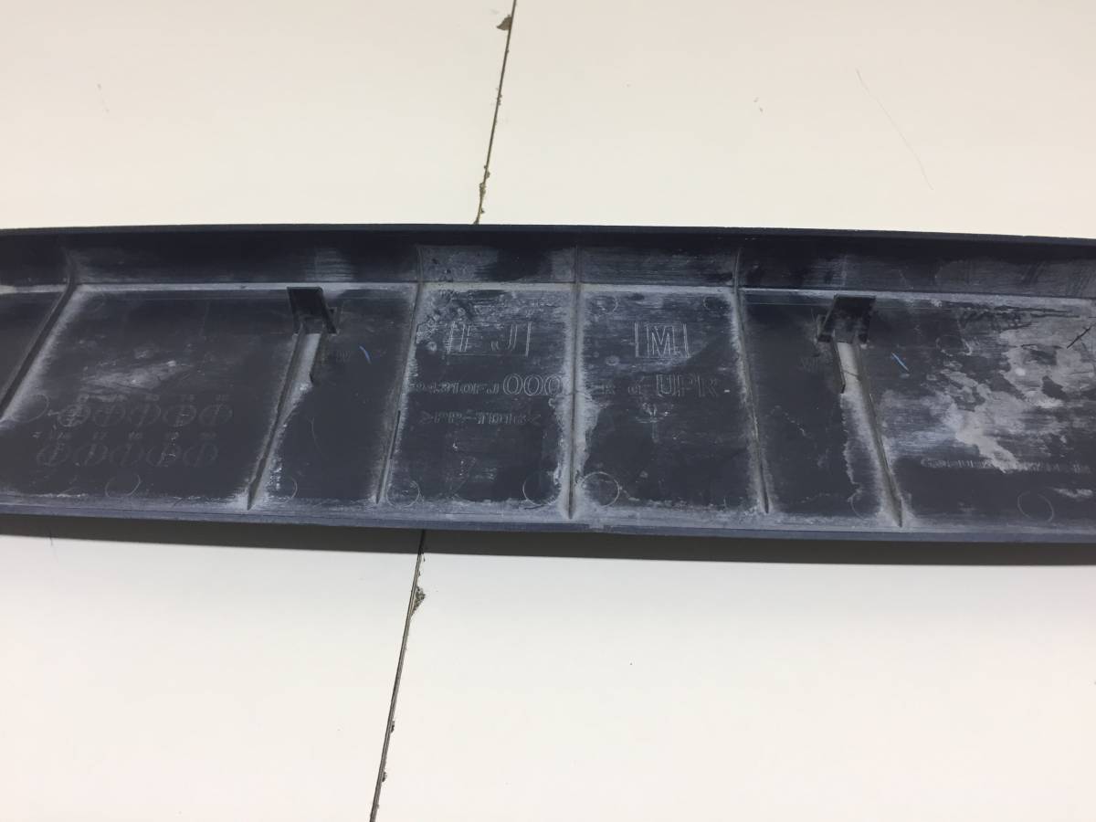Обшивка двери багажника Subaru XV (G33,G43) 2011-2017