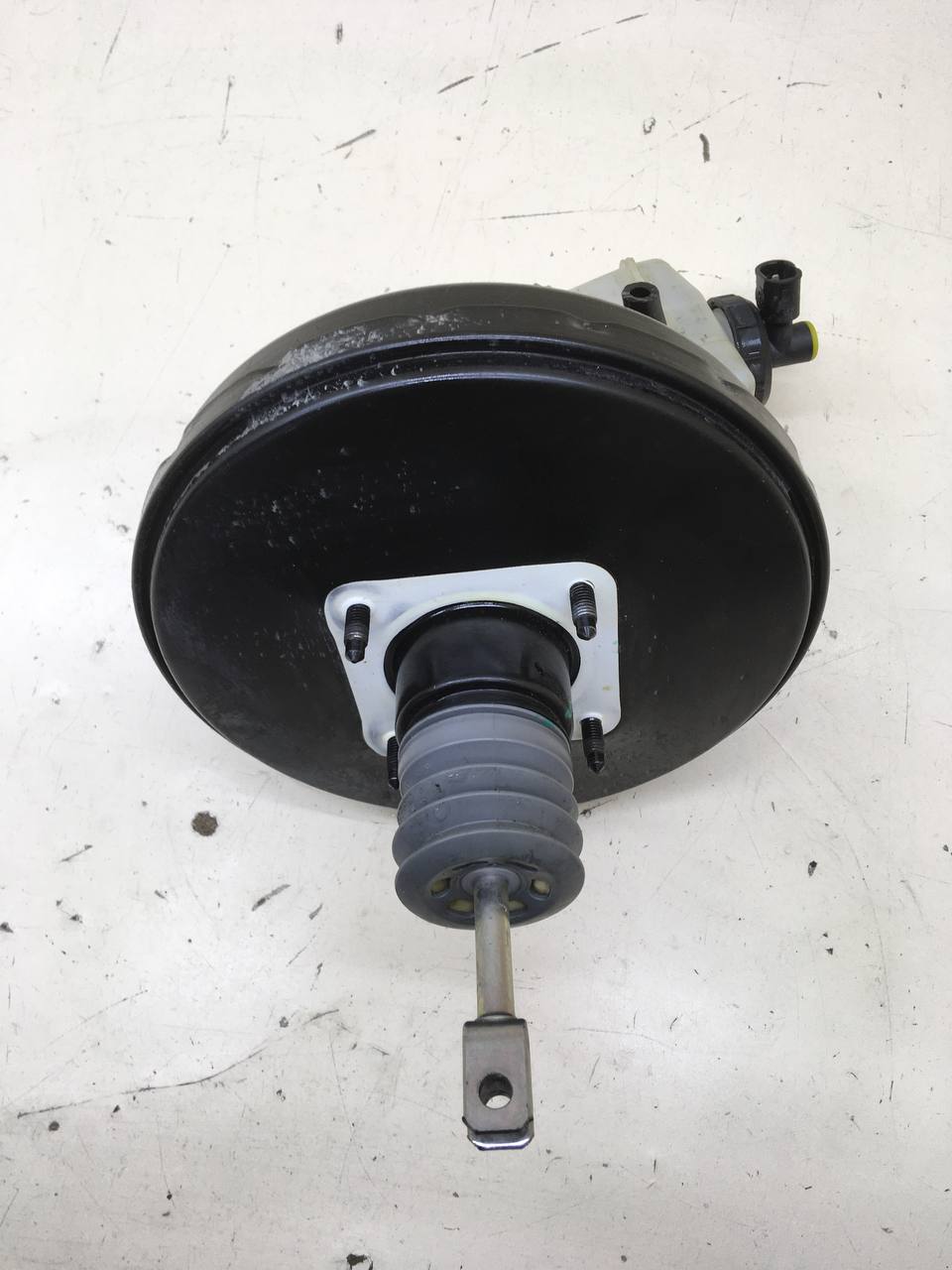 Усилитель тормозов вакуумный Renault Duster (HSA, HSM) 2012> Усилитель тормозов вакуумный Renault Duster (HSA, HSM) 2012>