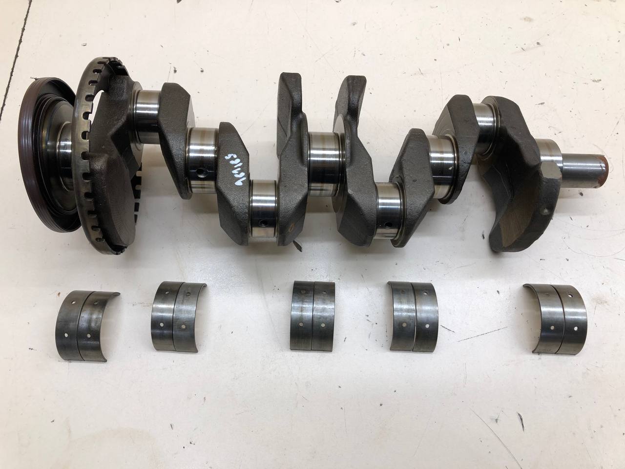 Коленвал Nissan Qashqai (J10) 2006-2013 Коленвал Nissan Qashqai (J10) 2006-2013