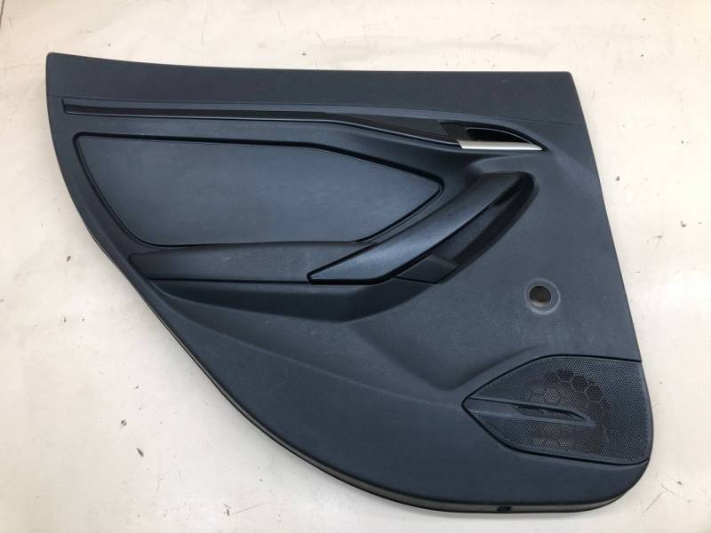 Обшивка двери задней левой Lada Vesta 2015>