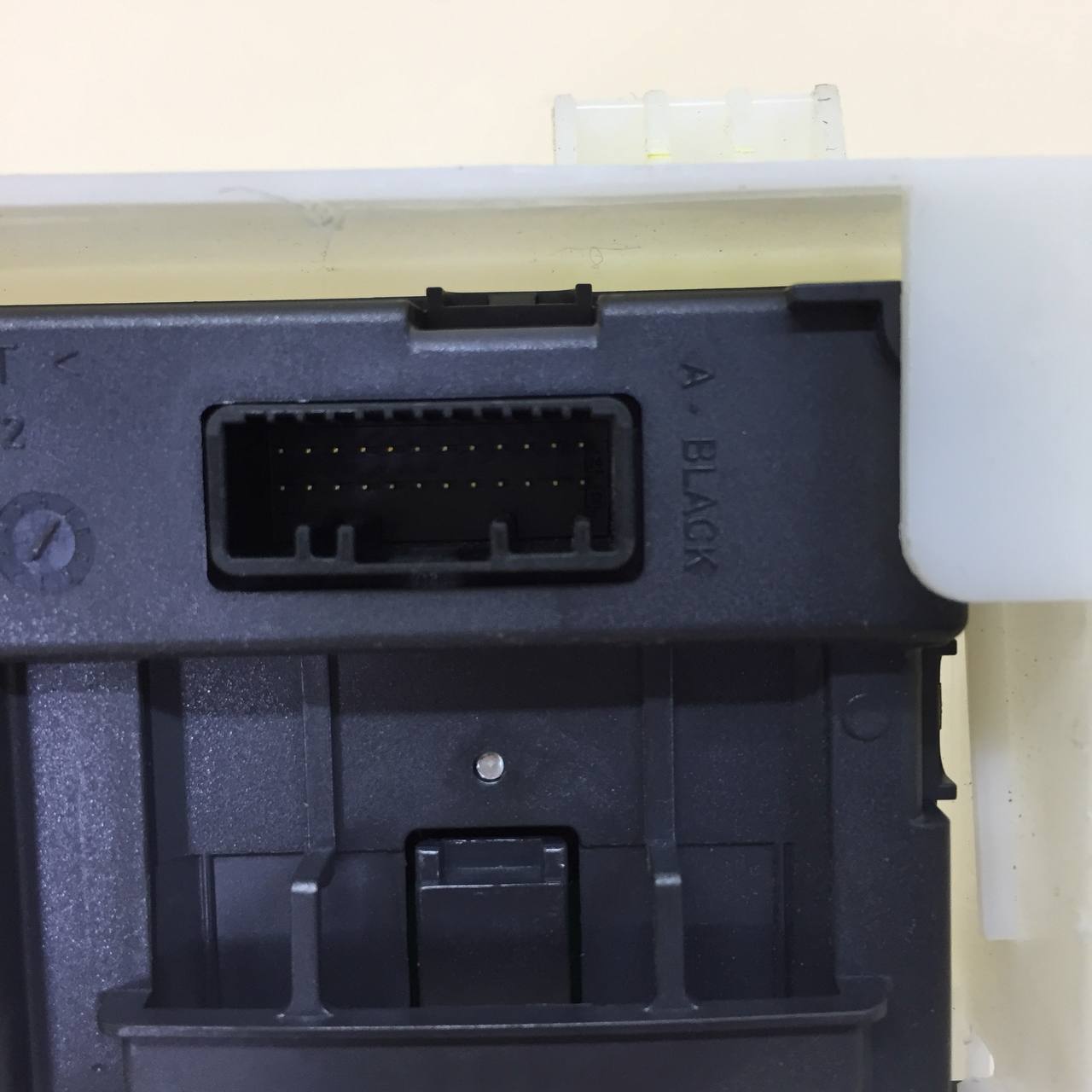 Блок электронный Renault Duster (HSA, HSM) 2012>