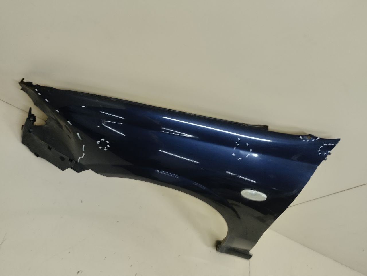 Крыло переднее левое Nissan Almera (N16) 2000-2006 Крыло переднее левое Nissan Almera (N16) 2000-2006
