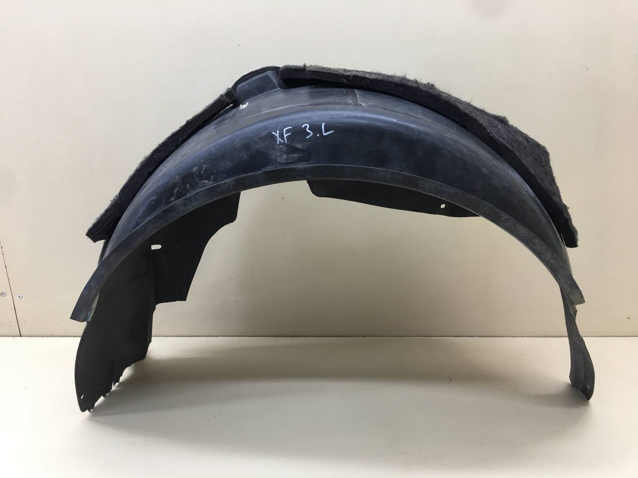 Локер задний левый Jaguar XF 2007-2015