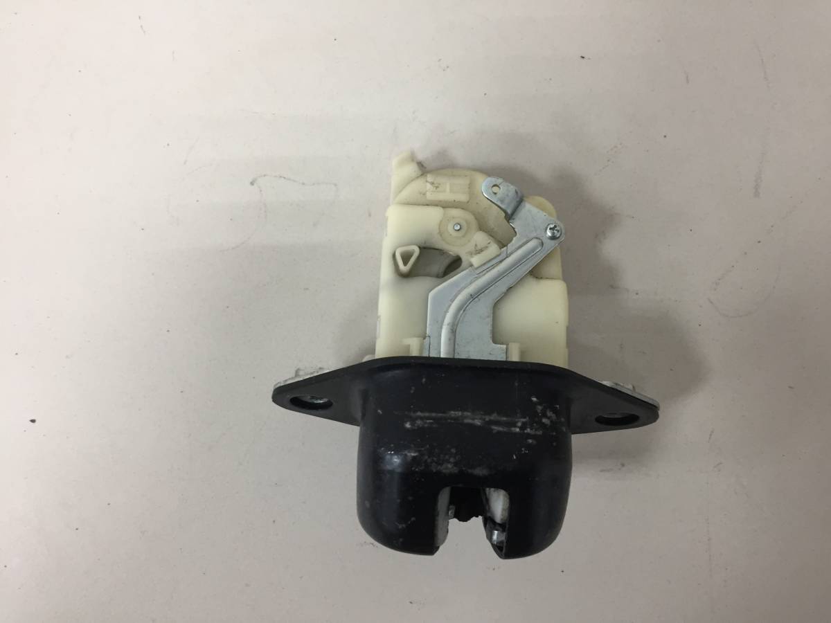 Замок багажника Subaru Impreza (G12) 2007-2012