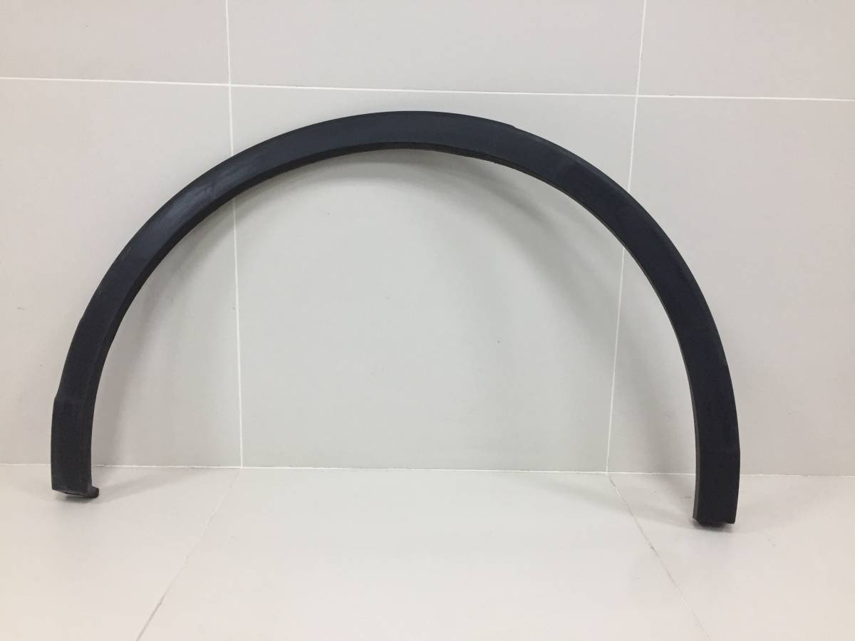 Накладка заднего крыла правого Volkswagen Tiguan 2017>