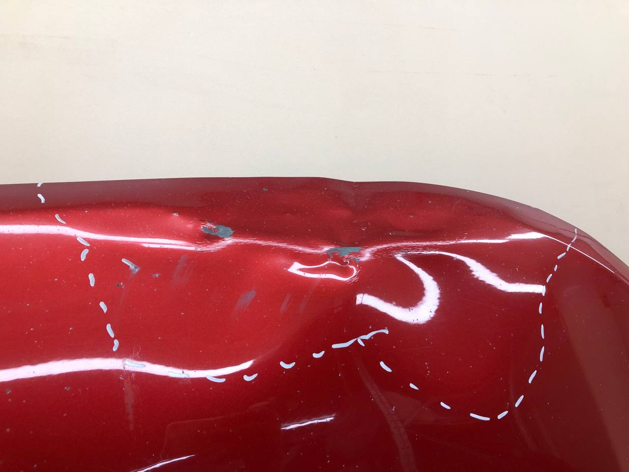 Капот Lada Vesta 2015>