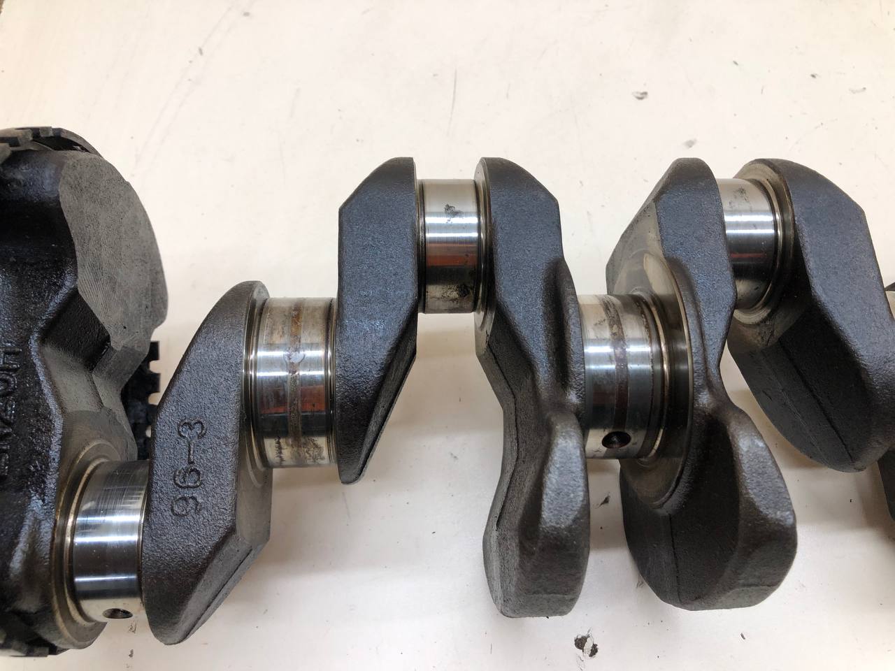 Коленвал Nissan Qashqai (J10) 2006-2013 Коленвал Nissan Qashqai (J10) 2006-2013