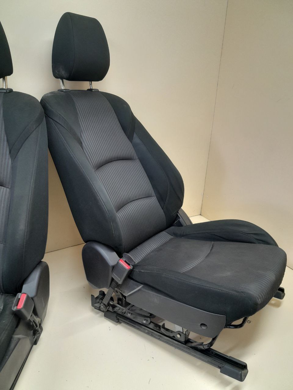 Сиденье (комплект) Mazda Mazda 3 (BM) 2013-2016 Сиденье (комплект) Mazda Mazda 3 (BM) 2013-2016