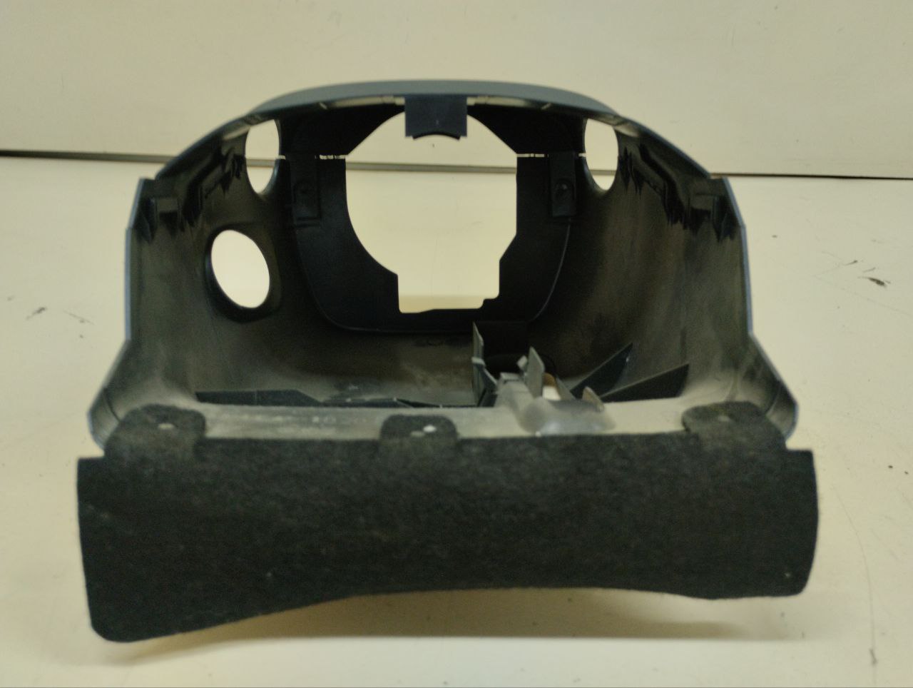 Кожух рулевой колонки Toyota Auris (E150) 2006-2012 Кожух рулевой колонки Toyota Auris (E150) 2006-2012