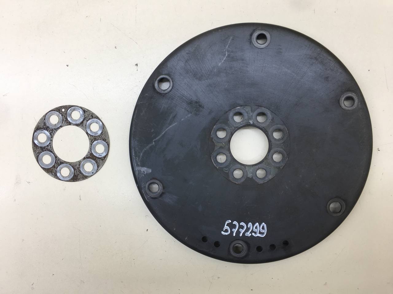 Маховик Volkswagen Tiguan (5N1) 2007-2011 Маховик Volkswagen Tiguan (5N1) 2007-2011