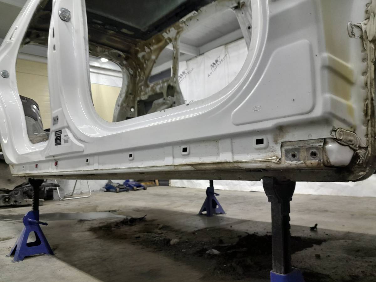 Порог со стойкой правый Kia Sorento (UM) 2015>