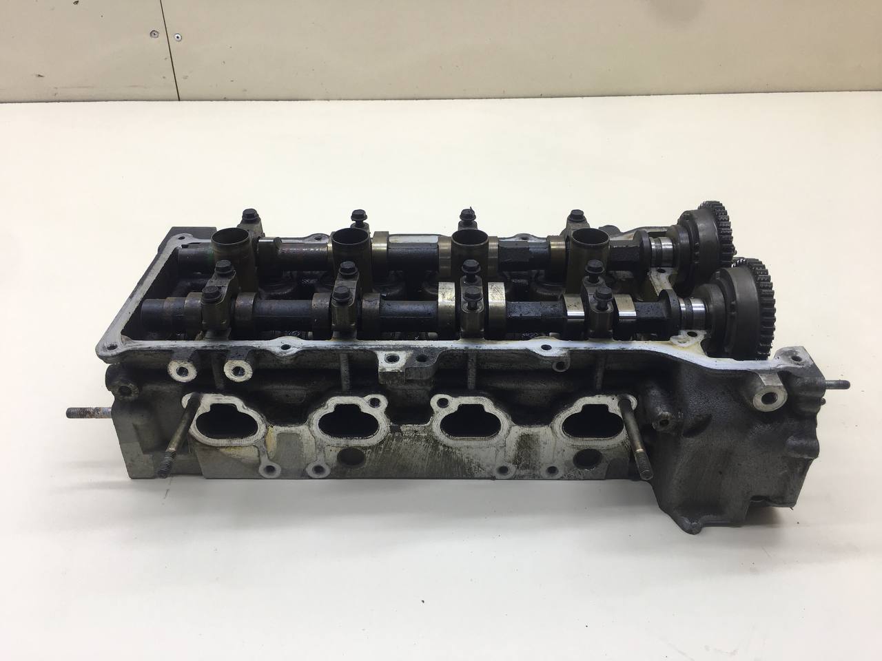 Головка блока цилиндров Nissan Almera (N16) 2000-2006