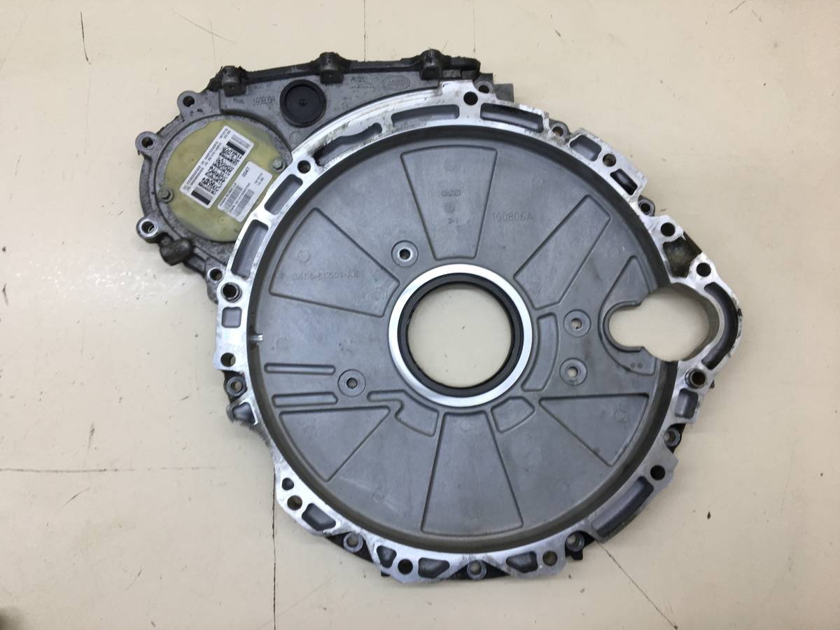 Крышка коленвала задняя Jaguar XE (760) 2014-2021