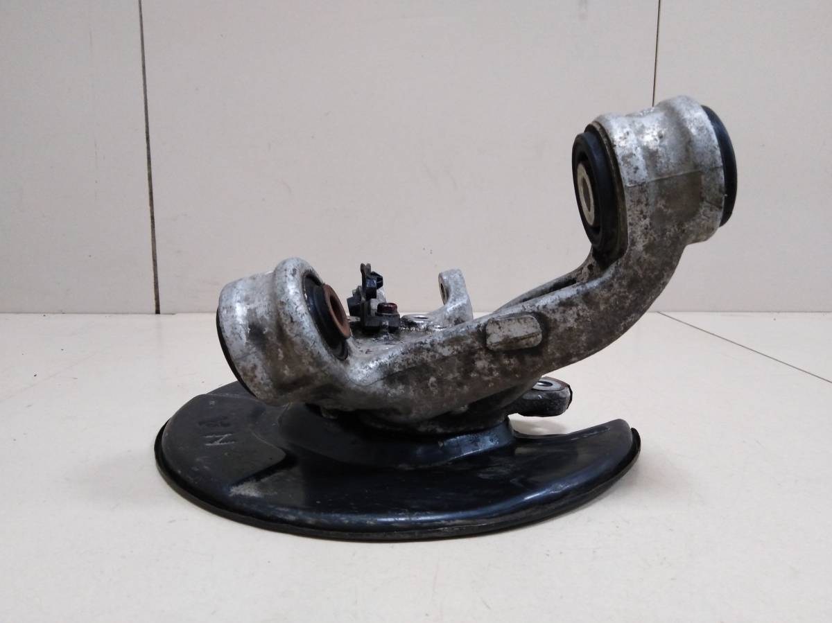 Кулак поворотный задний правый Honda Civic 4D 2006-2012 Кулак поворотный задний правый Honda Civic 4D 2006-2012