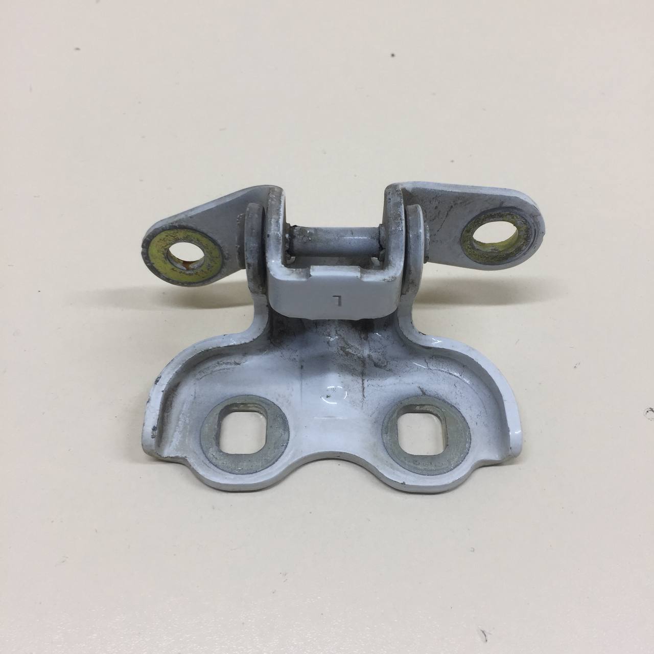 Петля двери задней правой нижняя Chevrolet Cobalt (T250) 2011-2015