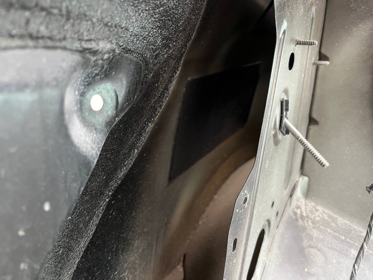 Крыло заднее левое Renault Logan (2) 2014>